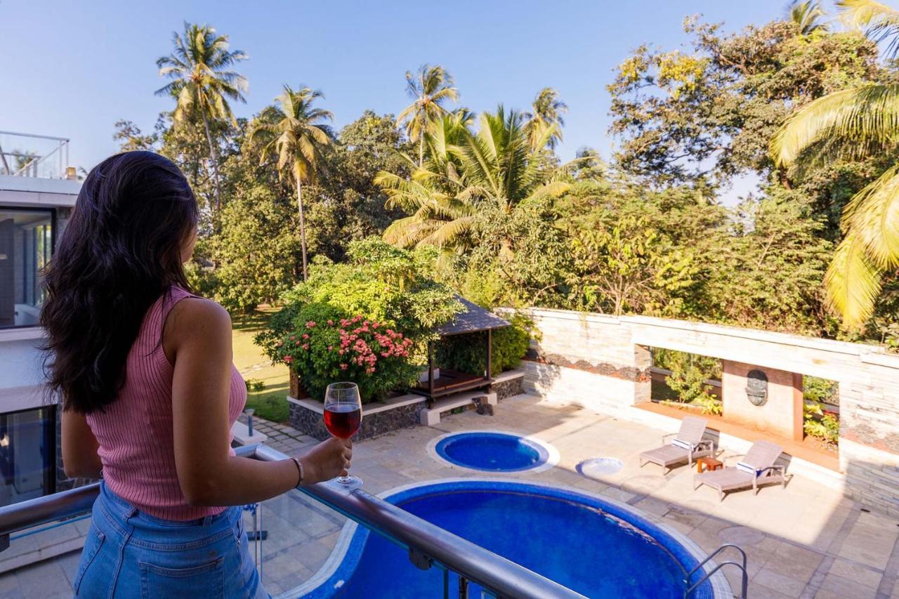 Our Beloved Summer: Stayvista Villa with Pool, Tennis, and Jacuzzi Alibag Exterior photo